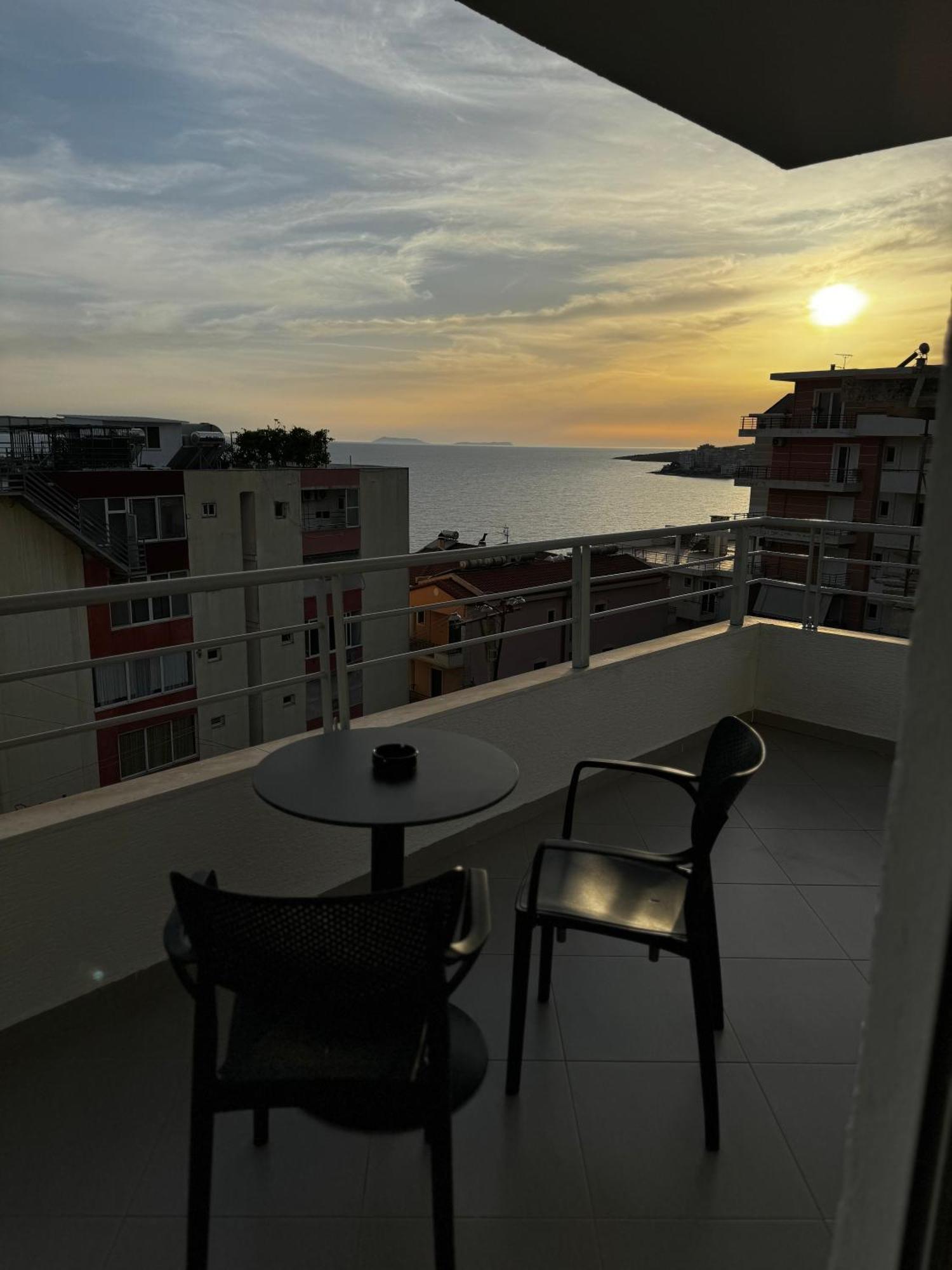 Ideal Holiday Apartments Sarandë エクステリア 写真