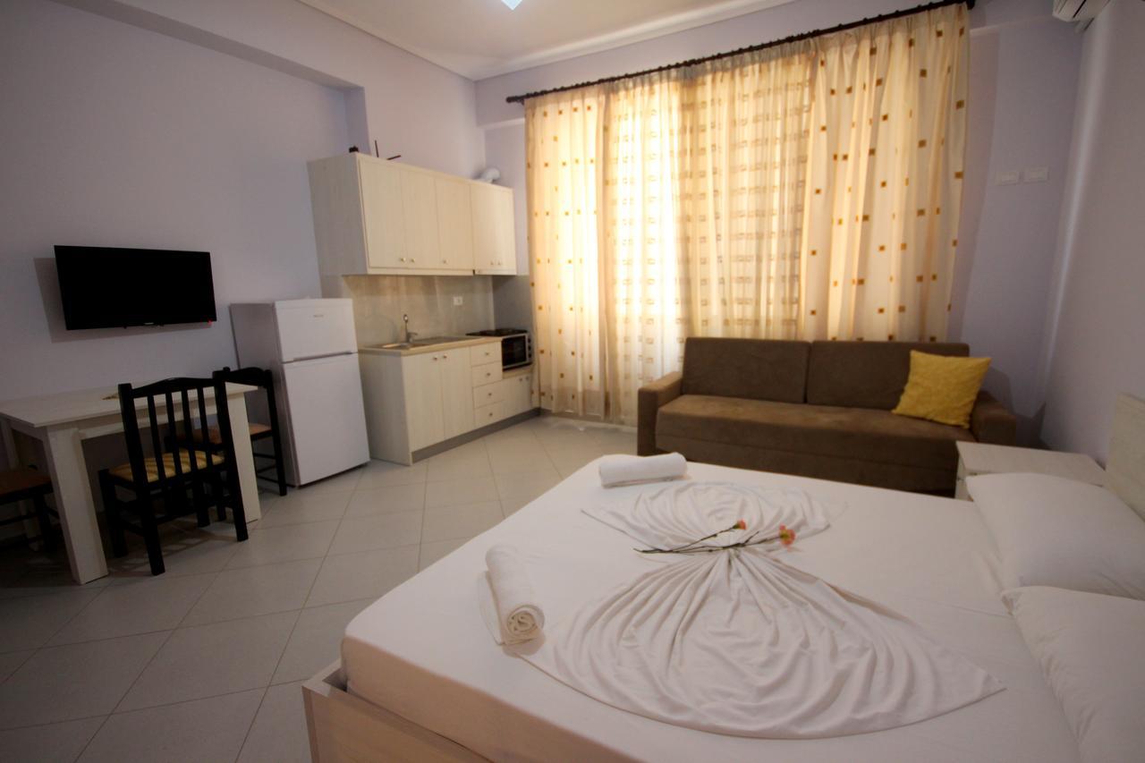 Ideal Holiday Apartments Sarandë エクステリア 写真