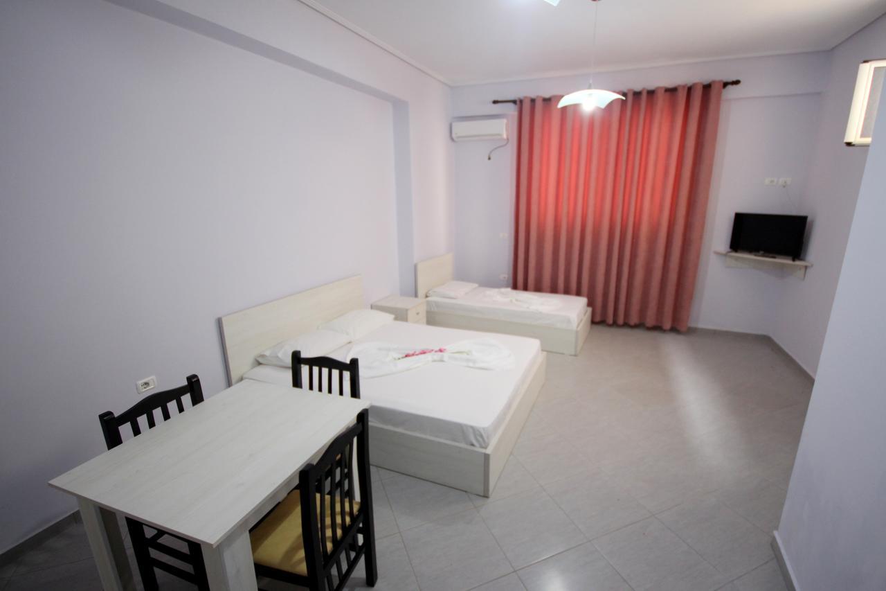 Ideal Holiday Apartments Sarandë エクステリア 写真